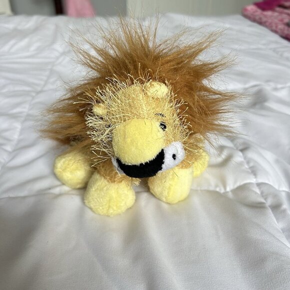 Ganz Webkins Plush Stuffed Animal Lion Yellow HM006 - NO CODE Y2K Retro - Picture 1 of 10